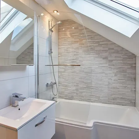 Host & - The Penthouse, Hudsons Yard House Apartment