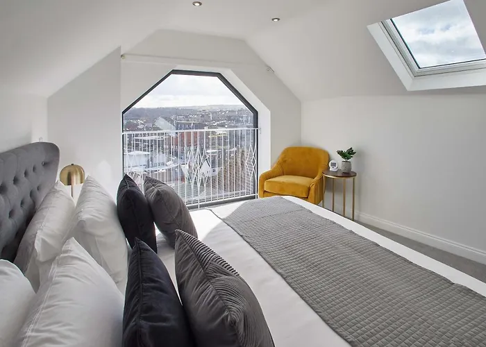 Host & - The Penthouse, Hudsons Yard House *